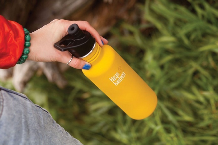 klean kanteen water bottle