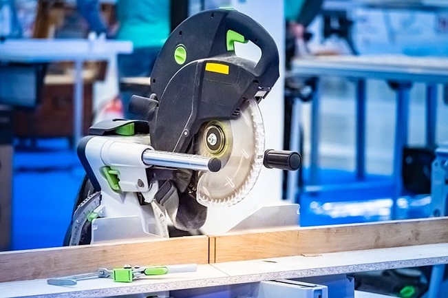 best-battery-powered-circular-saw