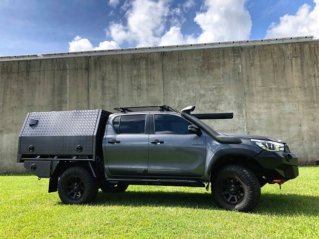 picture of an ute canopy