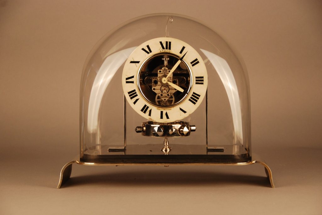 It’s considered that the aesthetic dome clocks make the ideal anniversary present meant to mark the first year of a successful marriage. Clocks are considered to be a symbol of time, and as we know time is very precious. It can help the love birds see that their relationship’s just as significant and will remind them to look after each other in the times that are yet to come, just how they have done during the past year. Now, you might wonder - What is a dome clock?