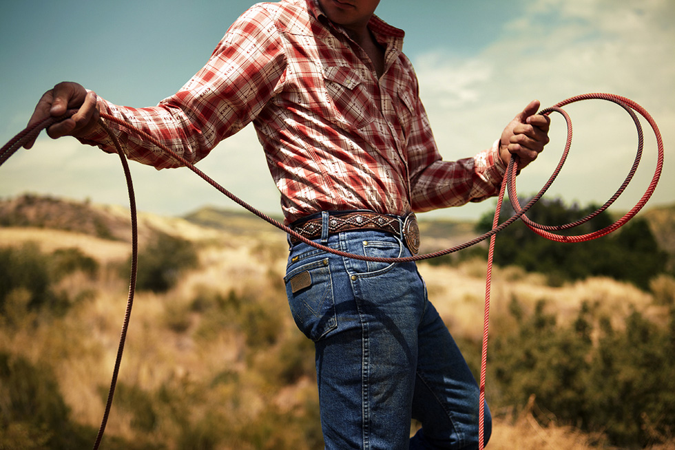 man wearing wrangler jeans