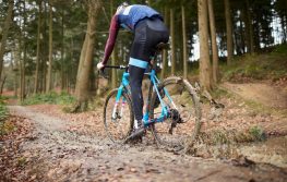 cycler with mountain bike leg warmers