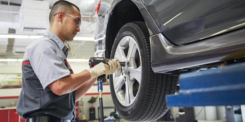 toyota tire change