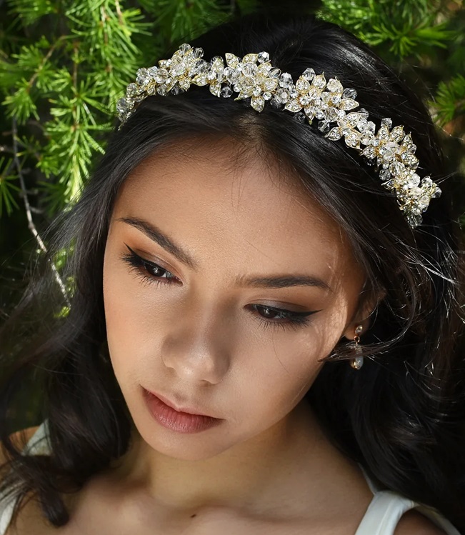 ISABELLE - MODERN CRYSTAL BRIDAL CROWN